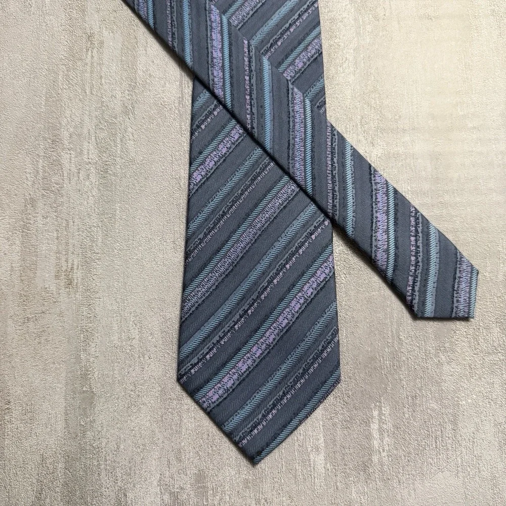 Korean Air Airlines Men's Tie‎ 100% Silk Necktie Blue First Class Collectible